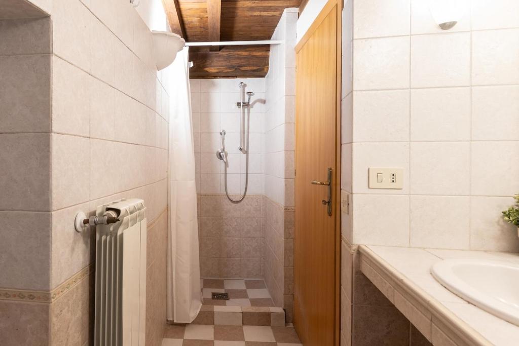 Reginella Suite Studio - Steps from Pantheon Wi-fi & AC - 3