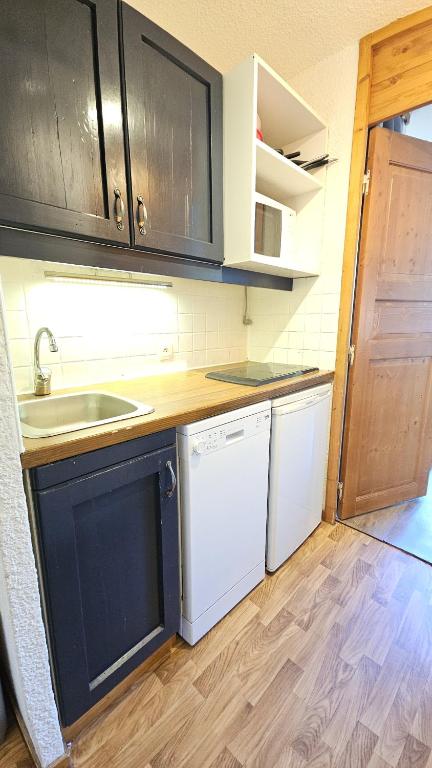 Val Thorens - Ski InOut - 4 Beds Flat C-E18 - 5