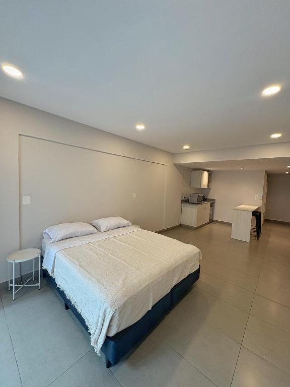 Studio moderno con balcón y wifi, centro histórico Jujuy - 3