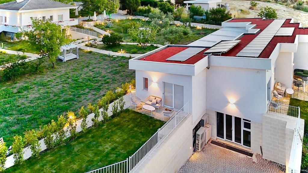 Amarena Garden House - 2
