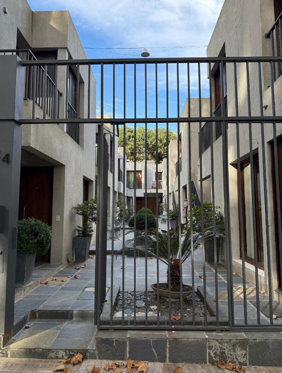 Comfortable apartment in the heart of the Historic District - 2