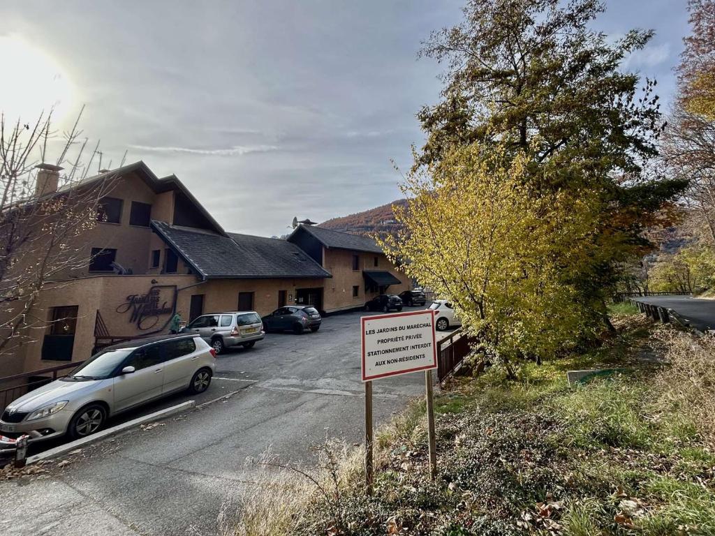Studio spacieux avec balcon et parking - Briançon 4 pers - FR-1-330C-157 - 1