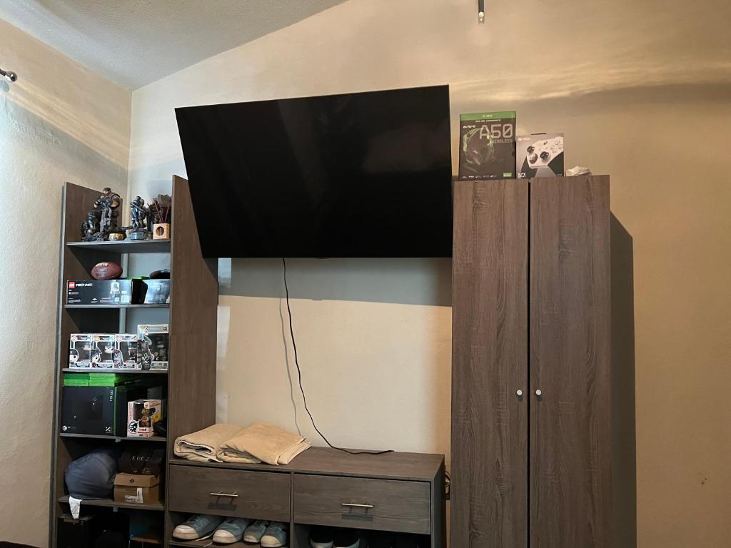 HABITACIÓN AMPLIA y EQUIPADA - 5