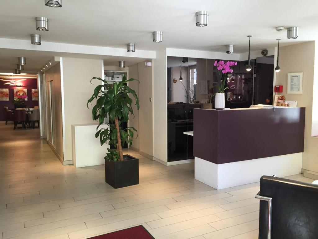 Hotel-Restaurant St-Christophe photo