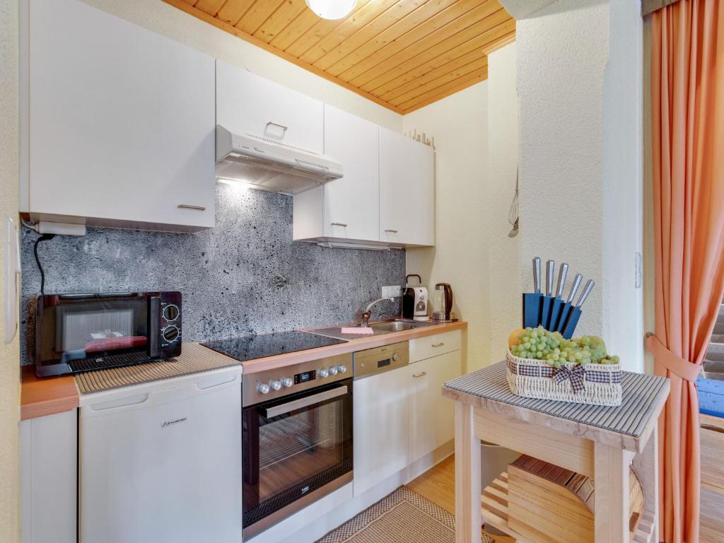 Apartment in Fiss near Ski Lifts - 3