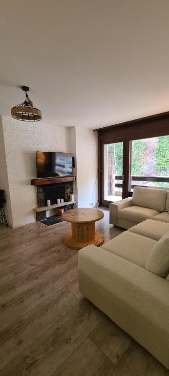 Appartement proche remontées refait à neuf - 3