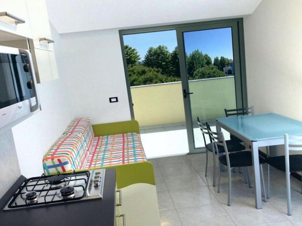 Bright apartment with terrace in Bibione - 5