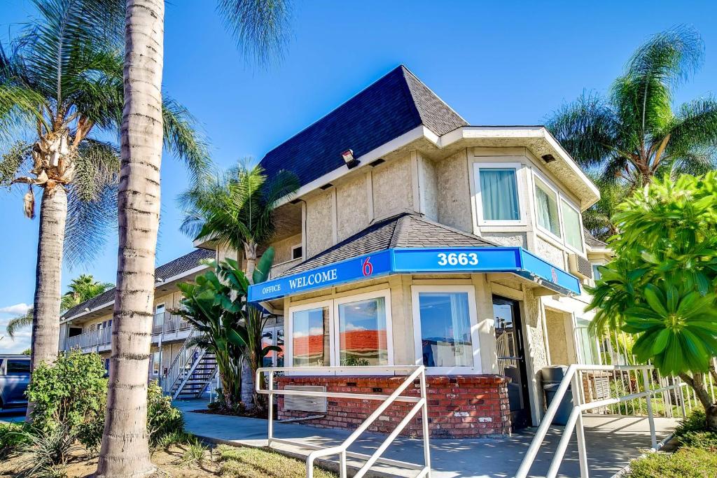 Motel 6-Riverside, CA - South photo