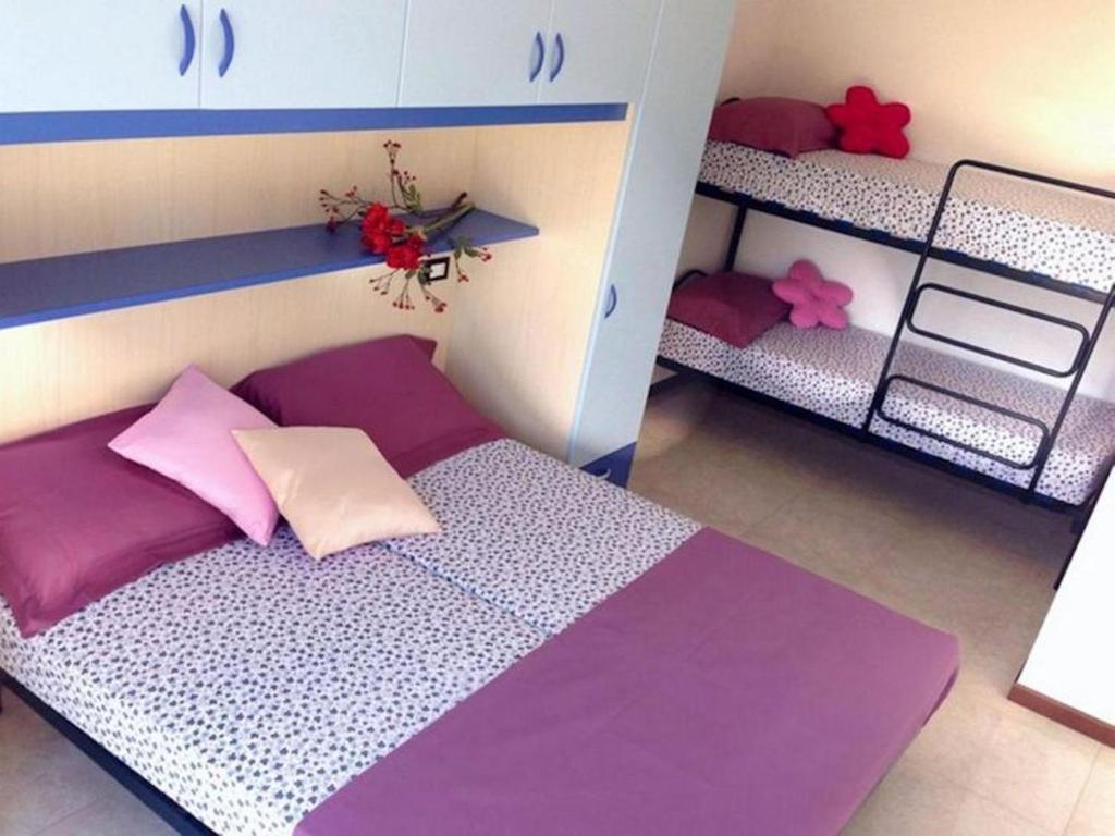 Cozy apartment with terrace in Bibione - 4