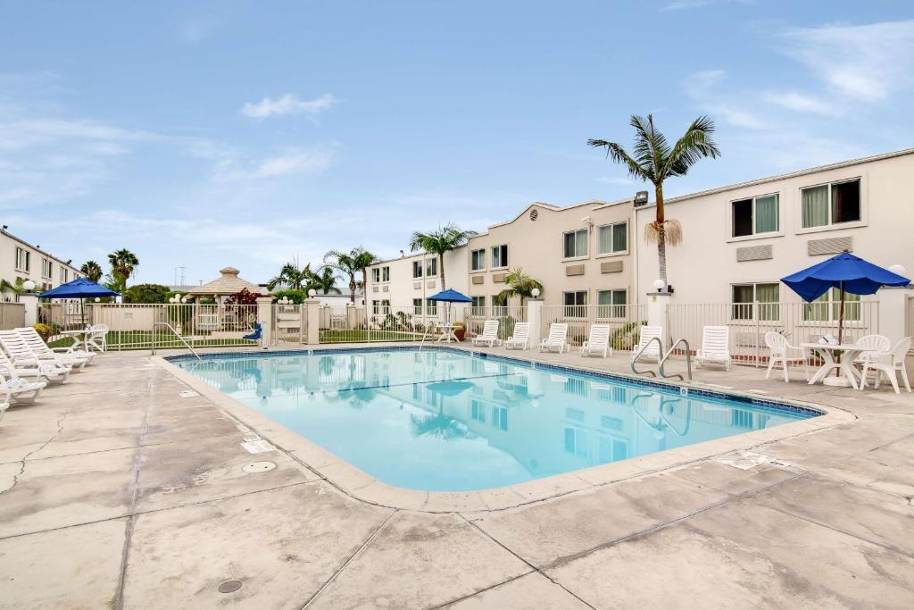 Facilities, Motel 6 Carson, CA in Los Angeles (CA)