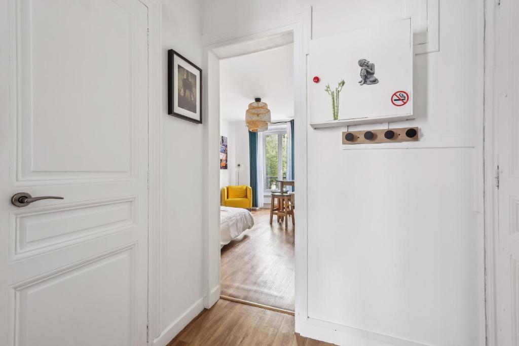 Paris Elegant 1BR, AC, Metro 2min, Montparnasse Tower - 3