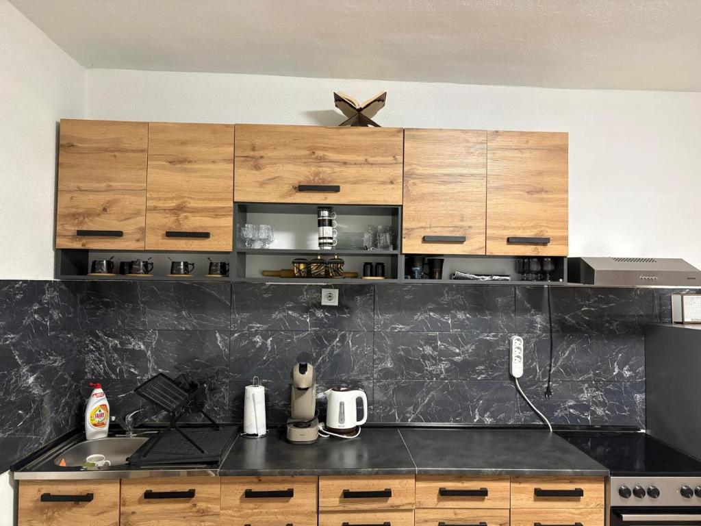 Azra Apartment - 1