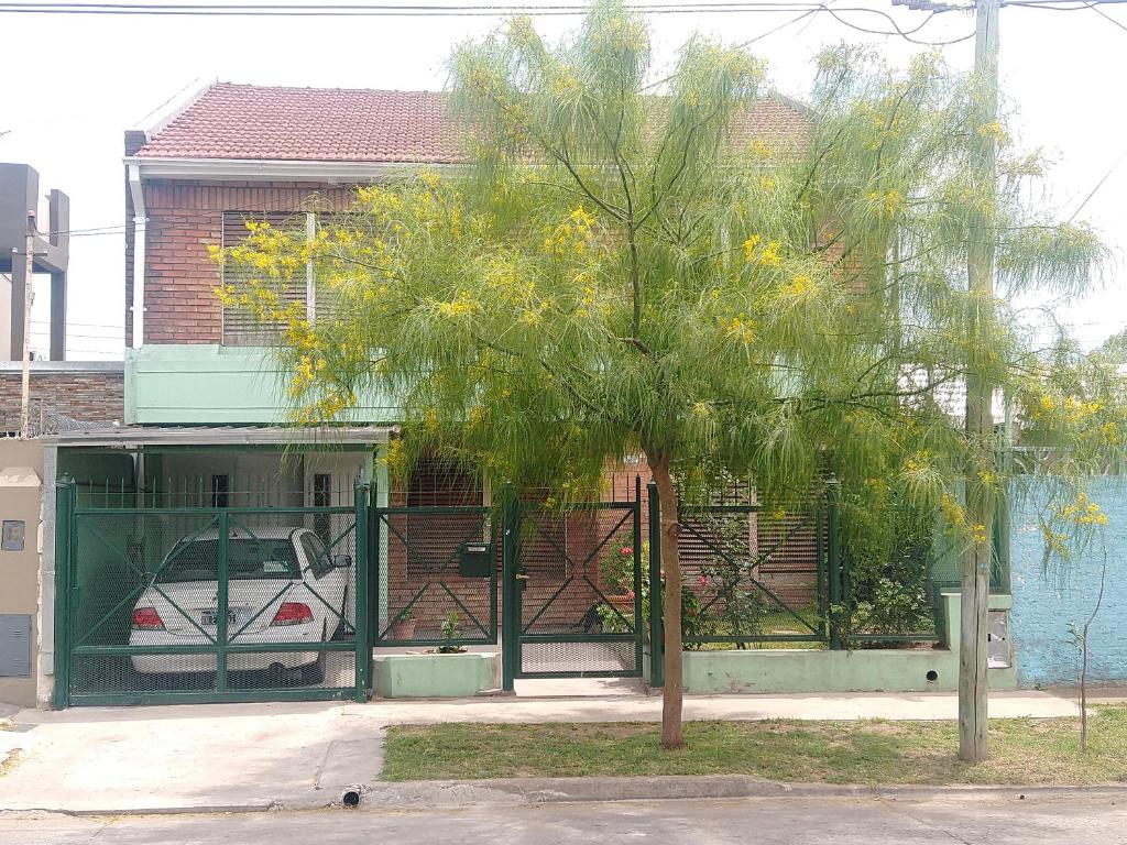 Departamento en Luis Guillon - 2