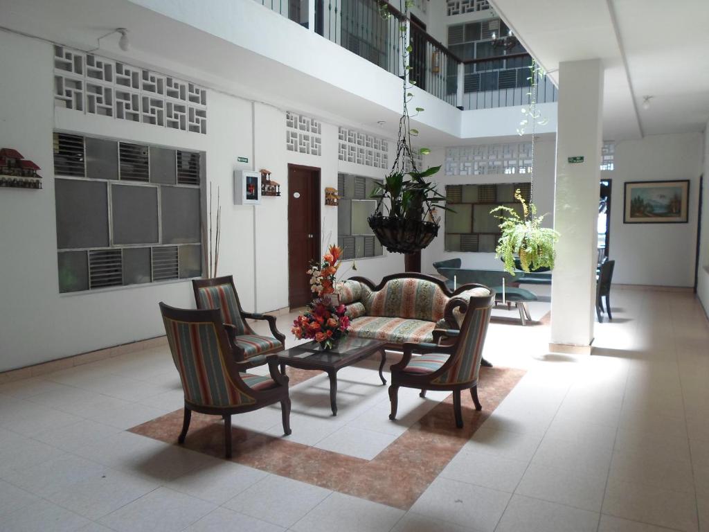 Gran Hotel El Cedro photo