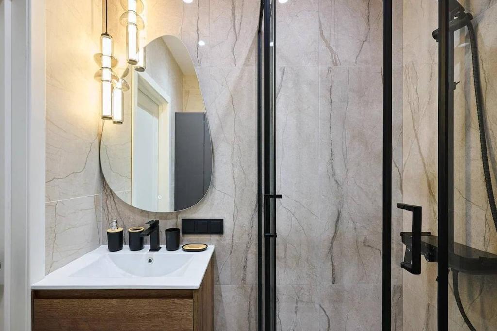 Luxury oceanfront penthouse - 4