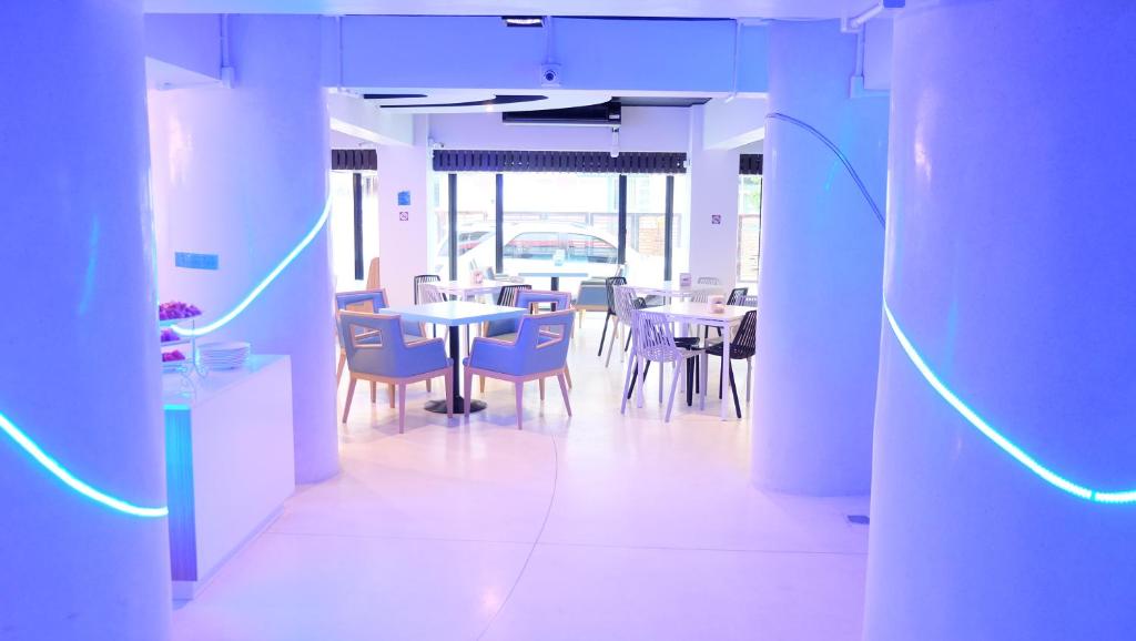 Bar/lounge