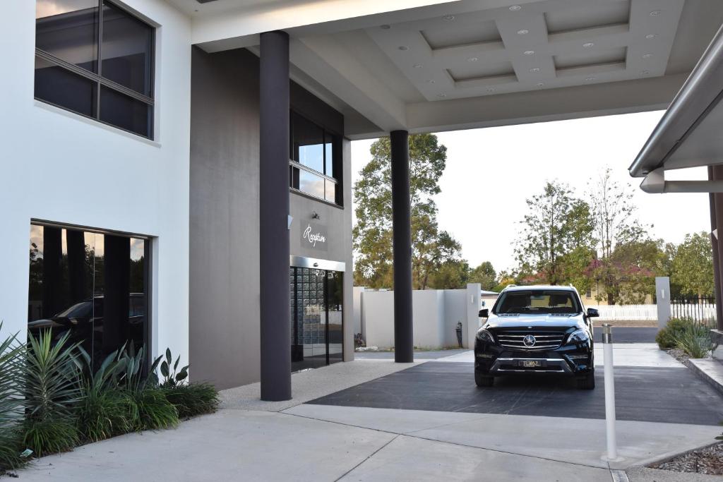 Western Downs Motor Inn photo