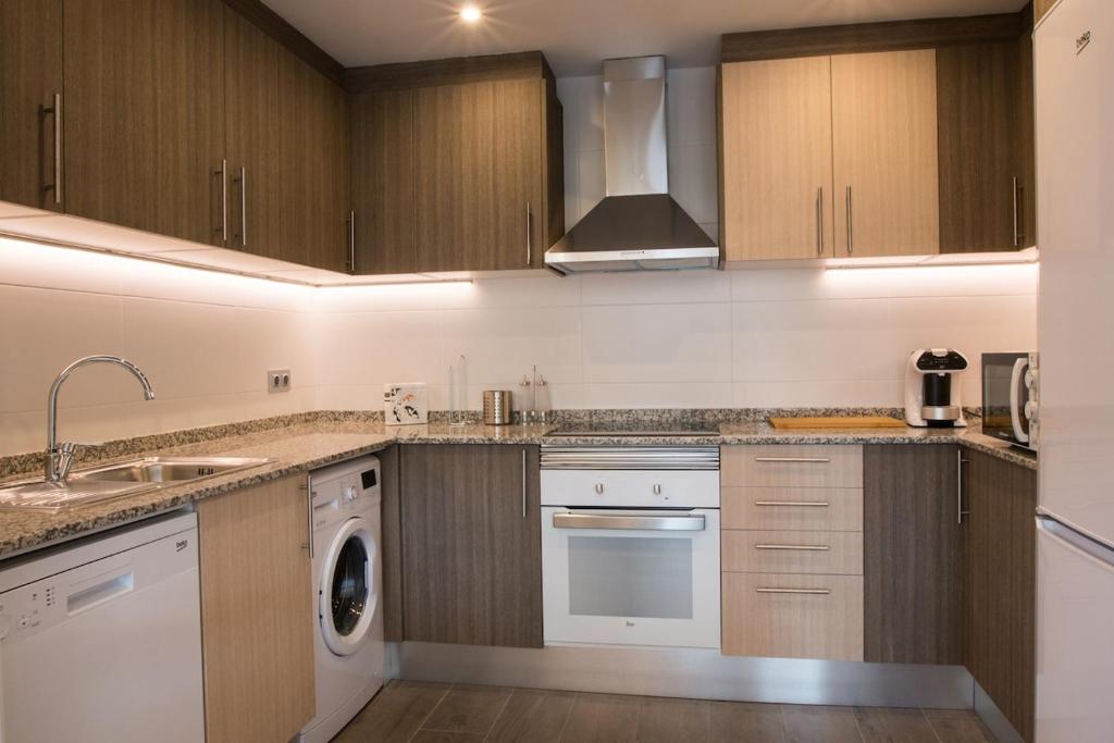 SeaHomes Vacations - Seafront Apt Fenals & PKG - 3
