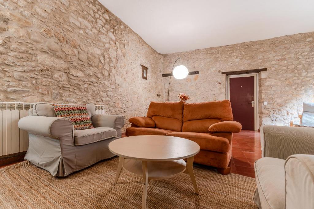 Flateli Cundaro 2 - 5