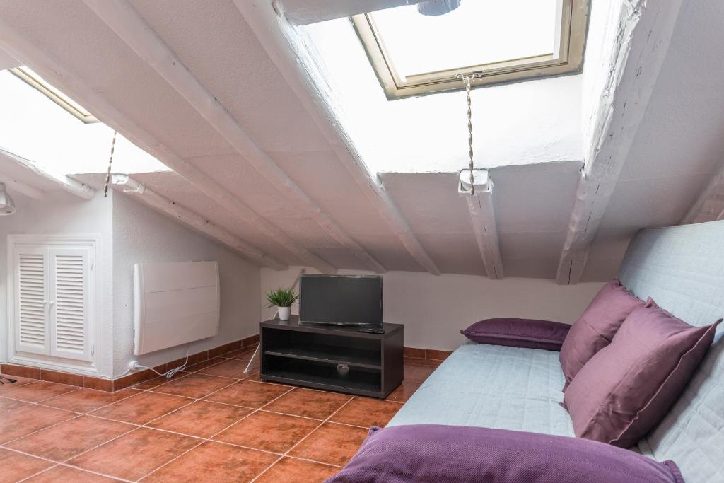 CSF6 - white loft latina - 5