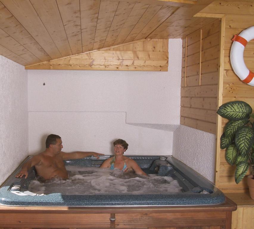 Hot tub