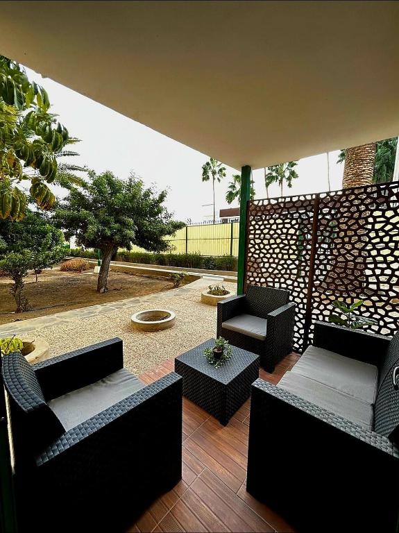 Terrace by the waves with Heated pool - 3