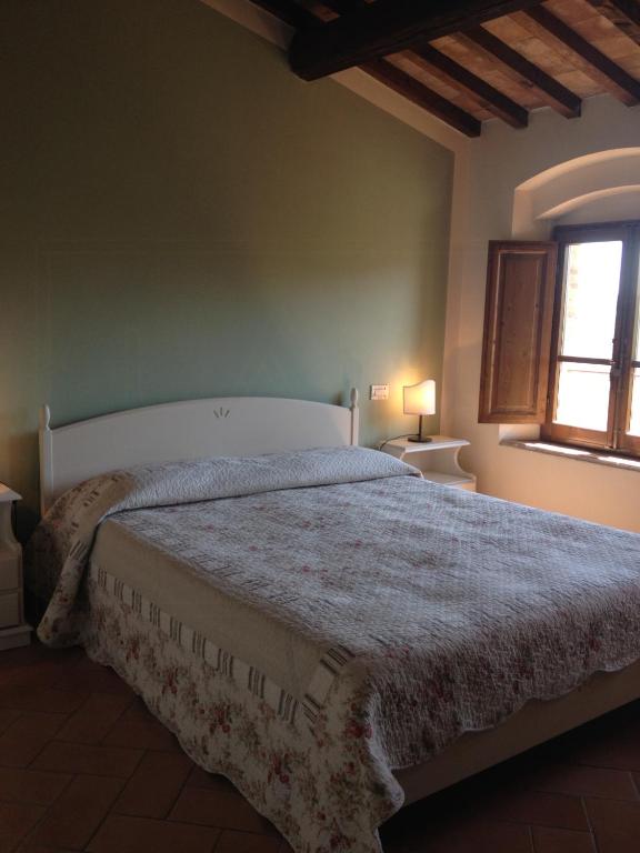 Historic Farmhouse Overlooking San Gimignano - 3