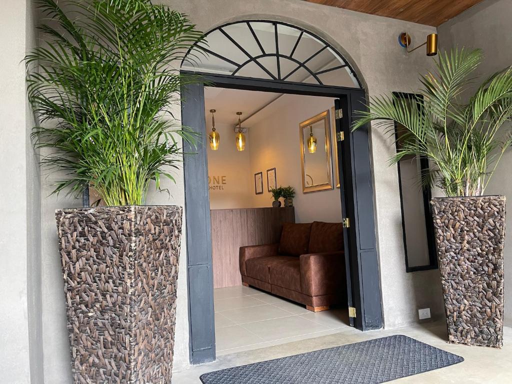 One Apartments Provenza - 4