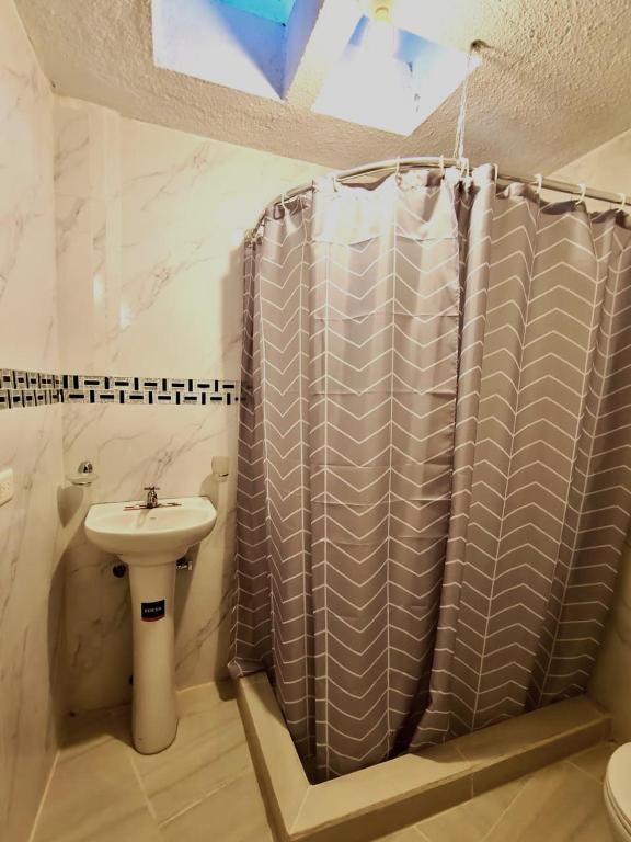 DEPARTAMENTO EN Riobamba ALBORADA VIP - 4