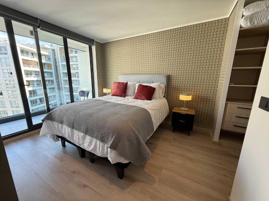 Stylish 1-BR Urban Oasis for 3 in Las Condes - 1
