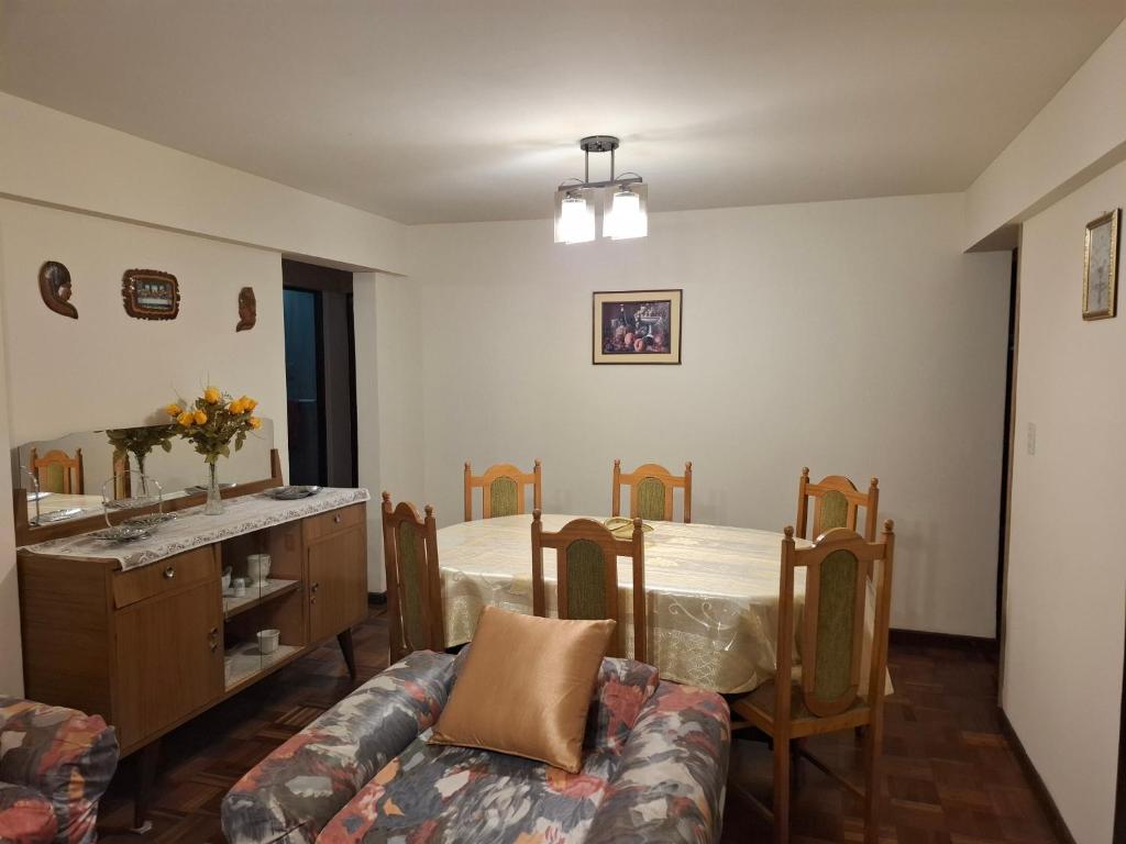 Departamento Los Pinos bloque 37 Piso1 - 3