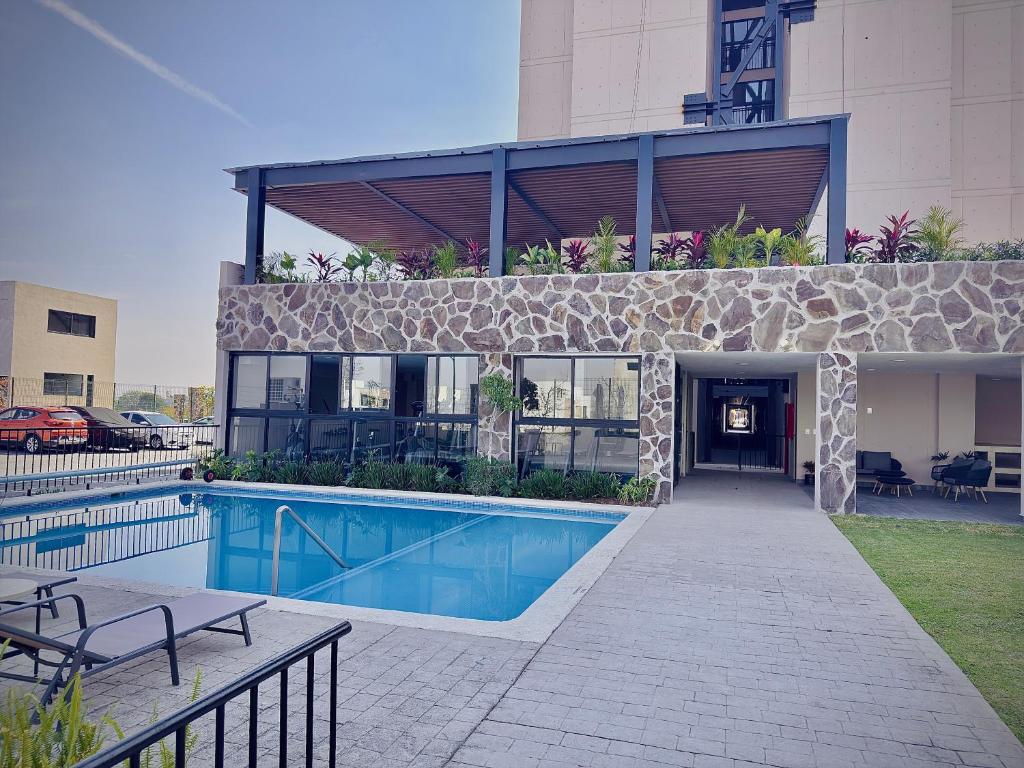 Departamento Completo con Terraza, Alberca y Gimnasio - 1