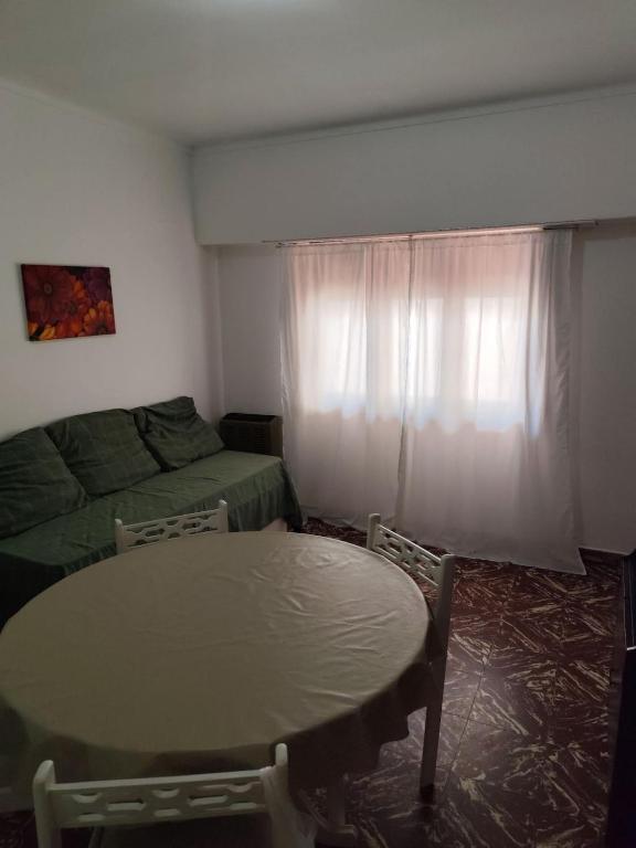 Departamento tipo PH zona playa Necochea para 4 personas - 3