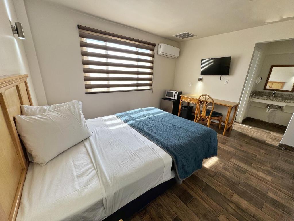 Hotel Paris - 2