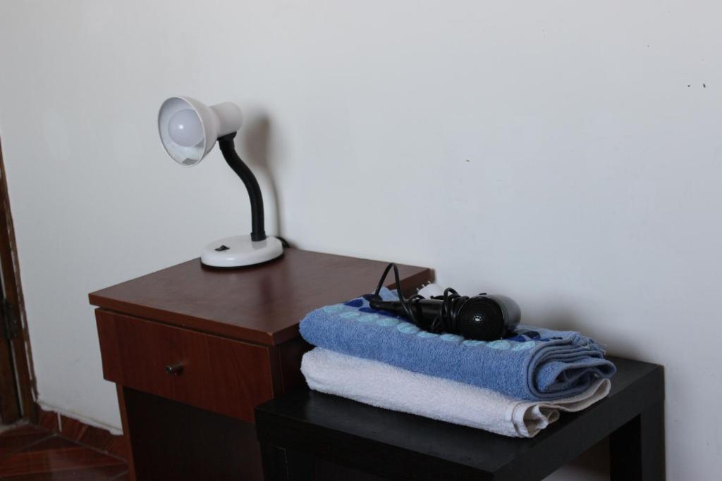 Habitaciones a 7 Minutos del Movistar a pie, San Ignacio 1230 con Baño - 4