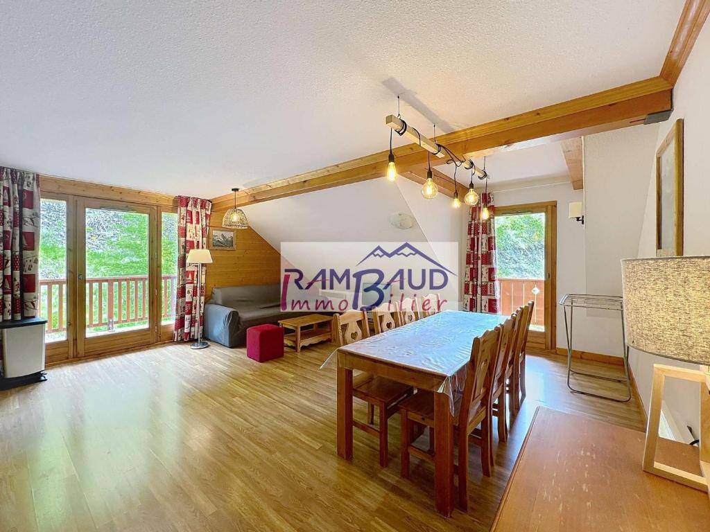 F4 Duplex 8 Pers - WiFi - Parking - Piscine - FR-1-854-30 - 1
