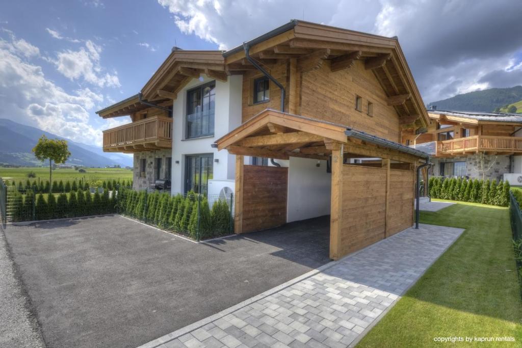 Deer & Dear Luxury Chalet - 4