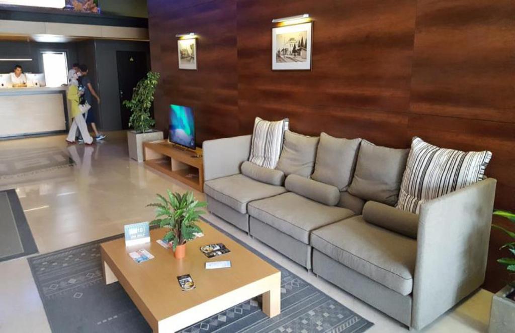 White Sail Apartments photo