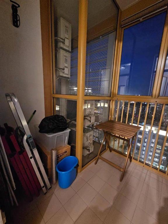 Comfortable house with furniture and kitchen 23 - 4