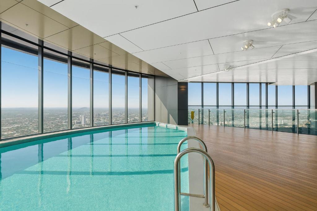 스카이타워 수영장