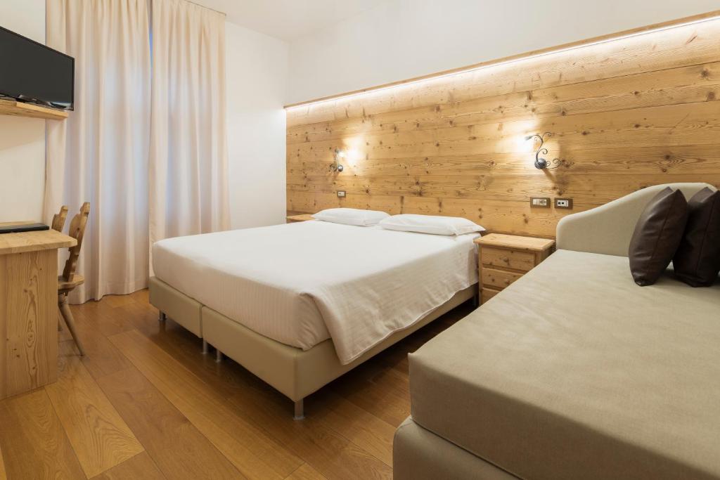 Hotel Montana - 2