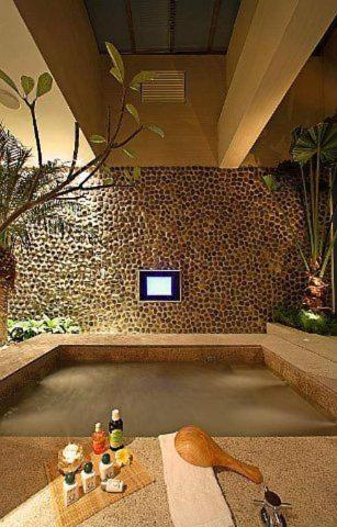 Hot tub, Changhua Kui Kuan Motel in Changhua