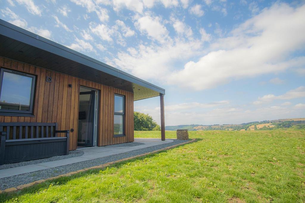 The Outside-Inn, Wirksworth - pet-friendly stay