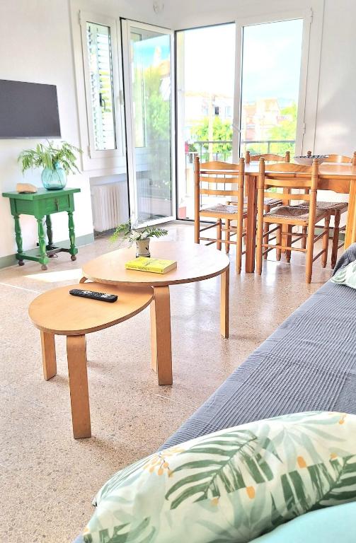 Cozy apartment next to the beach - 2