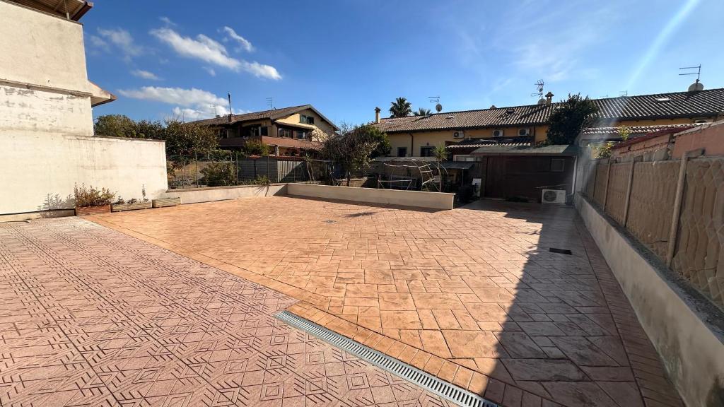 Route 21 Airport & Beach Stay - 4