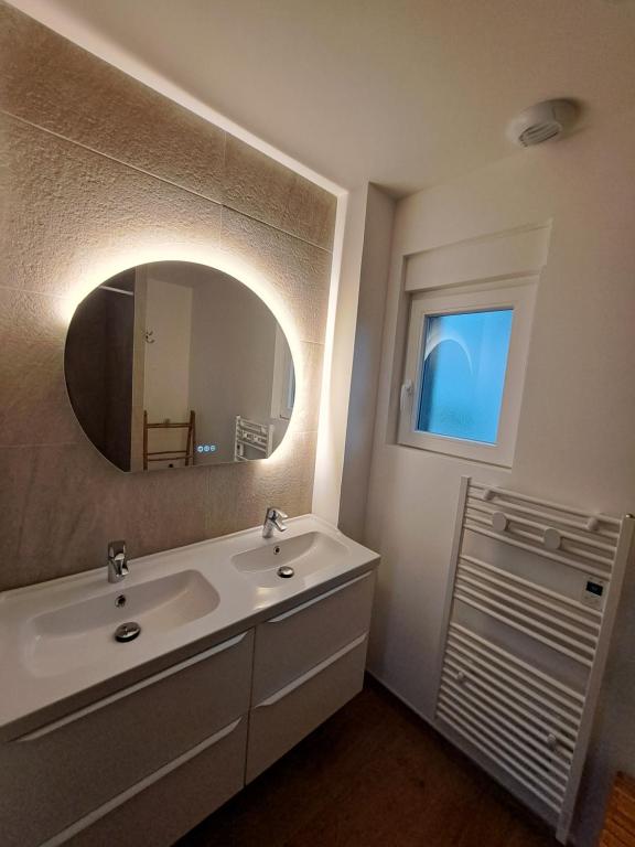 Chez Fernand à Colmar Maison neuve tout confort avec jardin et parking inclus - 2