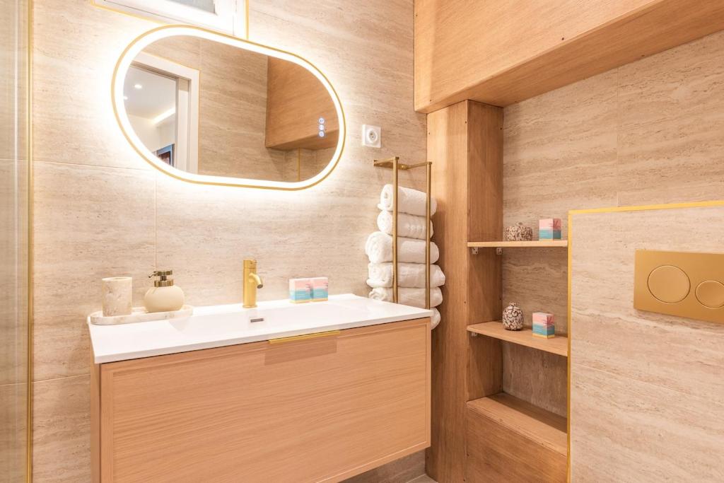 CHINE-4 City View Air Conditioner Apartment 4 PAX - 4