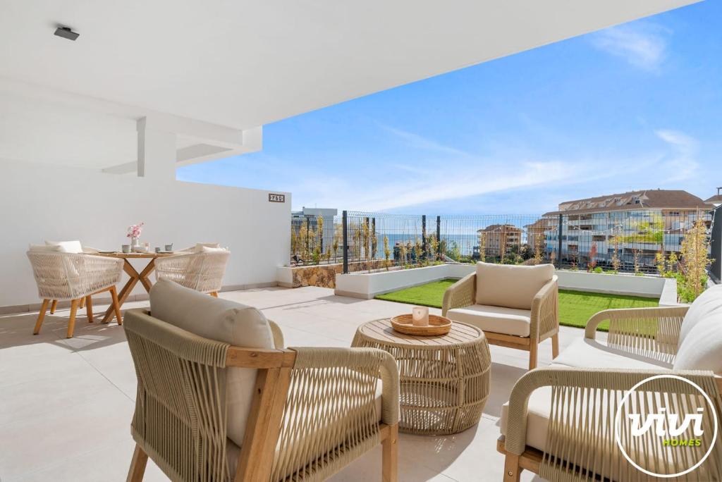 ViVi Homes - Bay Residence - pool - gym - big terrace - 5