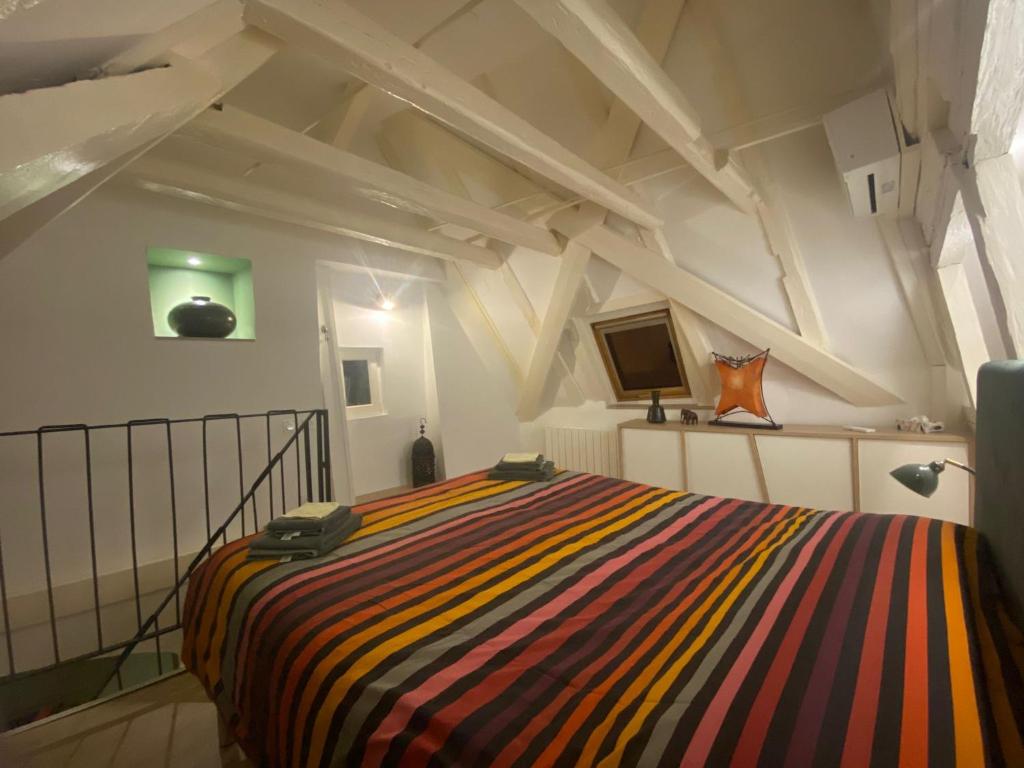 Les Corbelles, duplex hyper centre - 3