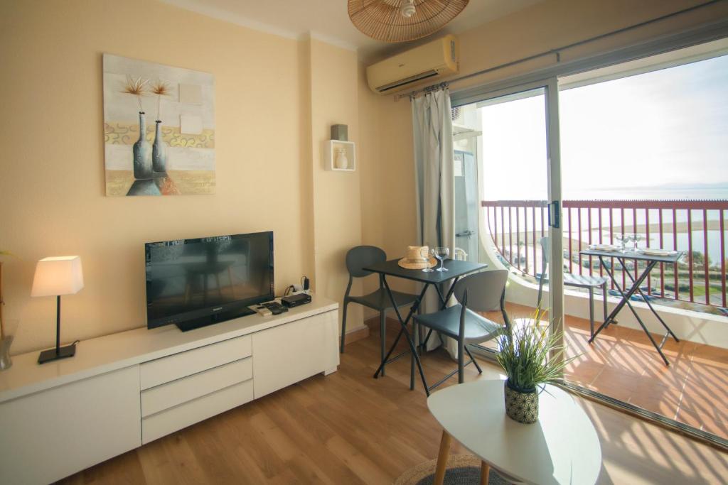 WELCS ESTUDIO 294 EMP con vista al mar - 3
